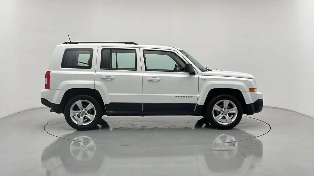 2013 Jeep Patriot Sport (4x2), Manual, 110457 km, Right Side View