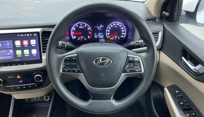 2018 Hyundai Verna 1.4 EX PETROL, Petrol, Manual, 28,388 km, Steering Wheel Close Up