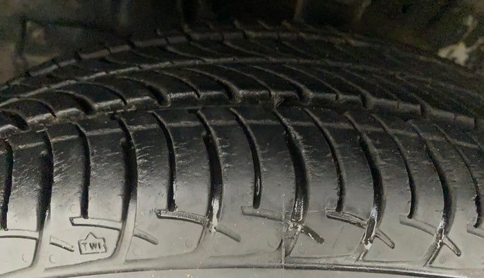 2019 Maruti New Wagon-R VXI (O) 1.0, Petrol, Manual, 5,415 km, Left Front Tyre Tread