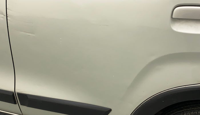 2019 Maruti New Wagon-R VXI (O) 1.0, Petrol, Manual, 5,415 km, Rear left door - Minor scratches