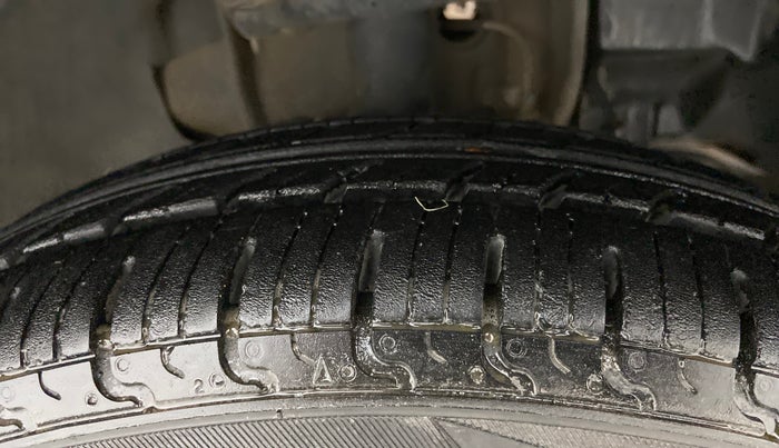 2017 Tata Tiago XM PETROL, Petrol, Manual, 62,119 km, Right Front Tyre Tread