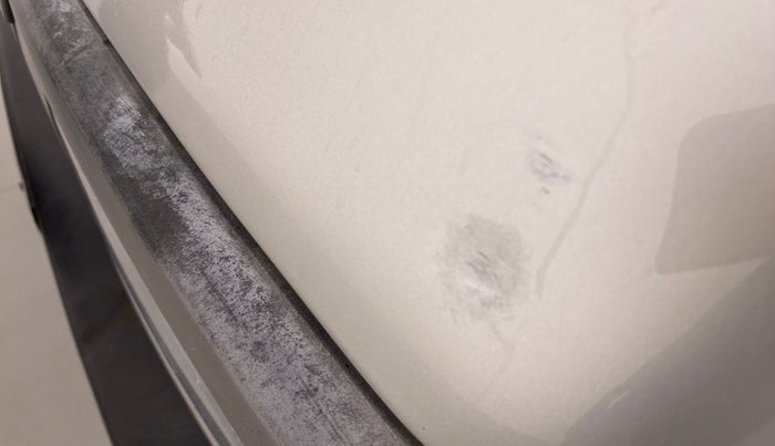 2017 Maruti OMNI E 8 STR, Petrol, Manual, 16,243 km, Bonnet (hood) - Paint has minor damage