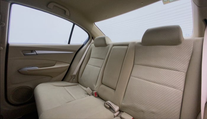 2011 Honda City 1.5L I-VTEC V MT, Petrol, Manual, 48,725 km, Right Side Rear Door Cabin