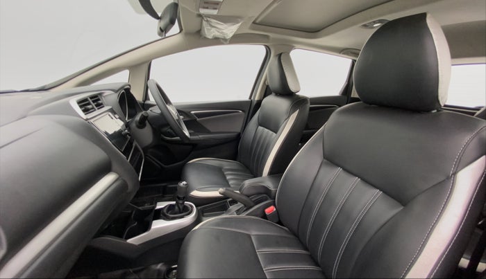 2017 Honda WR-V 1.5 i-DTEC VX MT, Diesel, Manual, 25,127 km, Right Side Front Door Cabin