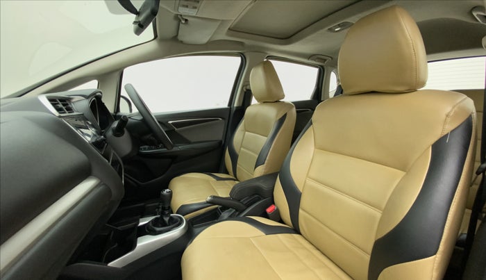 2018 Honda WR-V 1.5 i-DTEC VX MT, Diesel, Manual, 37,705 km, Right Side Front Door Cabin