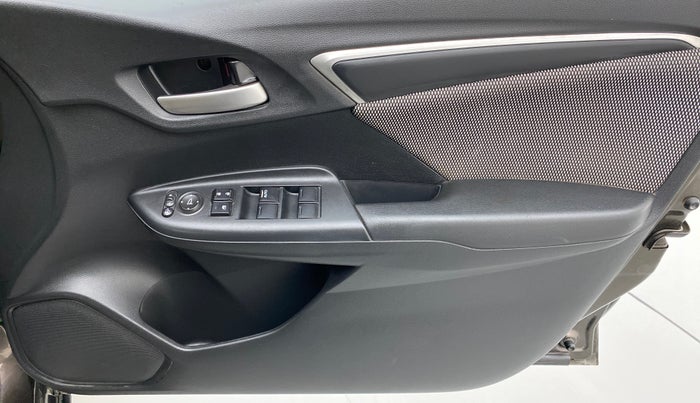 2018 Honda WR-V 1.5 i-DTEC VX MT, Diesel, Manual, 37,705 km, Driver Side Door Panels Control