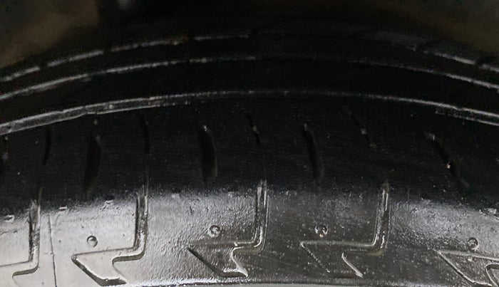 2018 Honda WR-V 1.5 i-DTEC VX MT, Diesel, Manual, 37,705 km, Right Rear Tyre Tread
