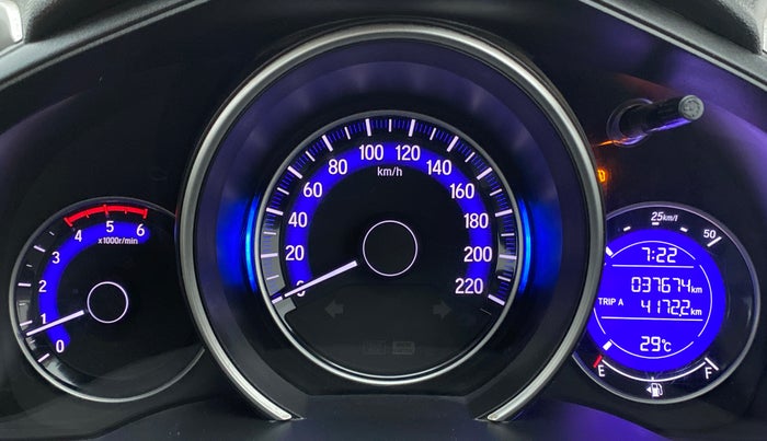 2018 Honda WR-V 1.5 i-DTEC VX MT, Diesel, Manual, 37,705 km, Odometer Image