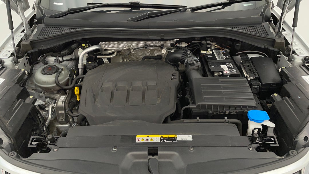 Open Bonnet (Engine)