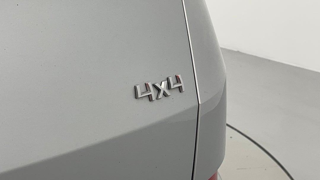 Badge (Boot Right Side)