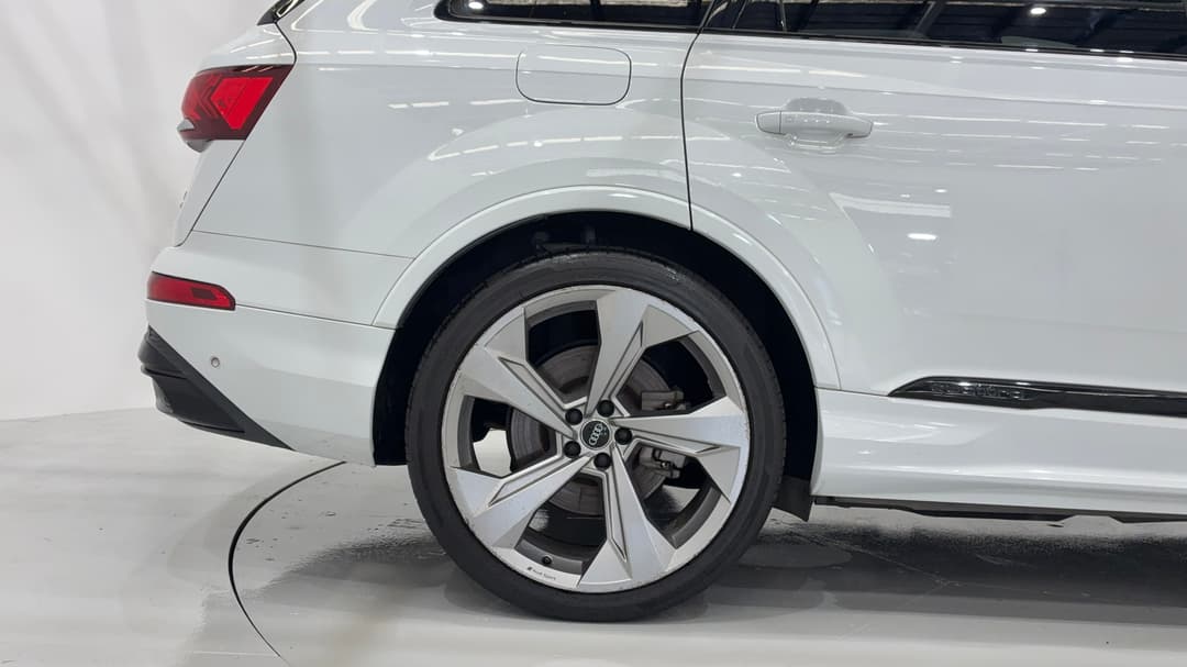 2020 Audi Q7 50 Tdi S Line Quattro Mhev, Automatic, 64189 km, Right Rear Wheel