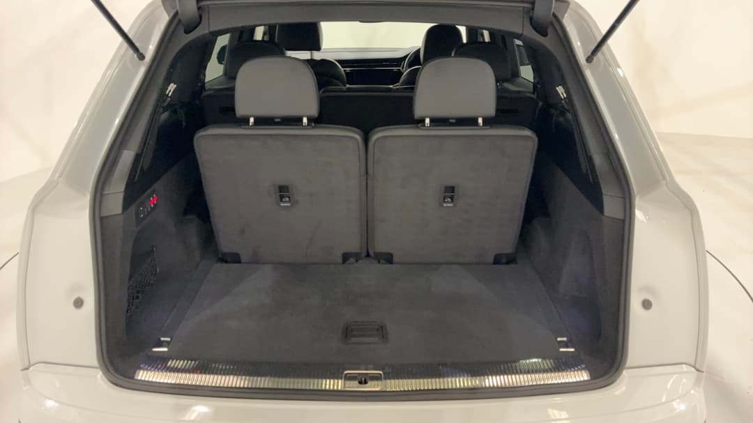 2020 Audi Q7 50 Tdi S Line Quattro Mhev, Automatic, 64189 km, Third Row Seats