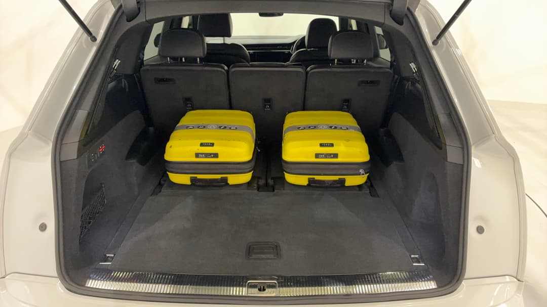2020 Audi Q7 50 Tdi S Line Quattro Mhev, Automatic, 64189 km, Boot Inside View with Luggage