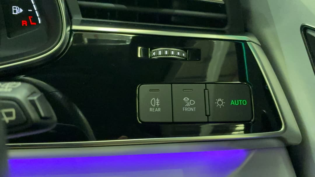 2020 Audi Q7 50 Tdi S Line Quattro Mhev, Automatic, 64189 km, Utility Switches/Buttons