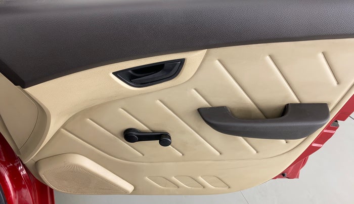 2016 Hyundai Eon D LITE PLUS, Petrol, Manual, 20,401 km, Driver Side Door Panels Control