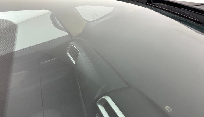 2016 Honda Jazz 1.2 SV MT, Petrol, Manual, 44,507 km, Front windshield - Minor spot on windshield