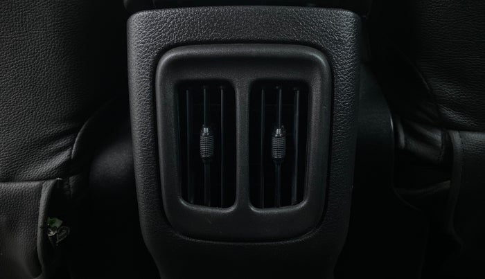 2017 Jeep Compass 2.0 SPORT, Diesel, Manual, 45,267 km, Rear AC Vents