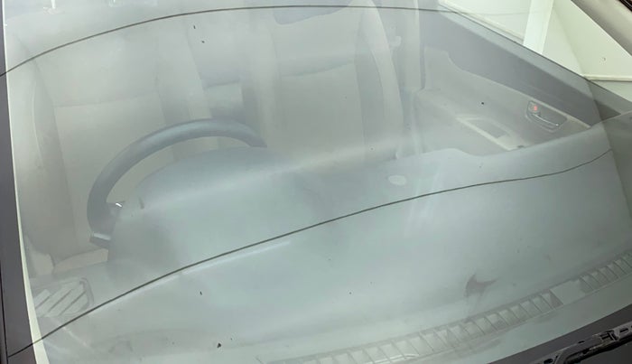 2015 Maruti Ciaz ZXI, Petrol, Manual, 48,211 km, Front windshield - Minor spot on windshield