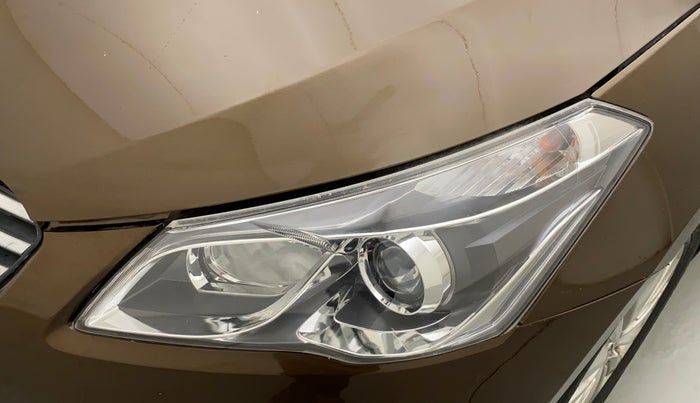 2015 Maruti Ciaz ZXI, Petrol, Manual, 48,211 km, Left headlight - Minor scratches