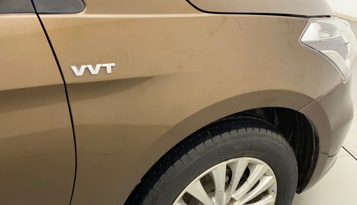 2015 Maruti Ciaz ZXI, Petrol, Manual, 48,211 km, Right fender - Minor scratches
