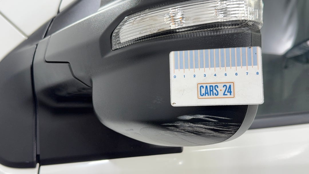 2021 LDV Deliver 9 Deliver 9, Automatic, 81238 km, Side Mirrors Housing LHS Scratch