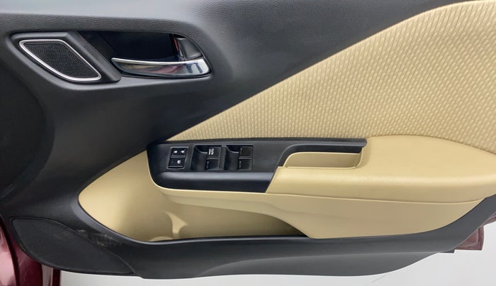2017 Honda City V MT PETROL, Petrol, Manual, 19,380 km, Driver Side Door Panels Control