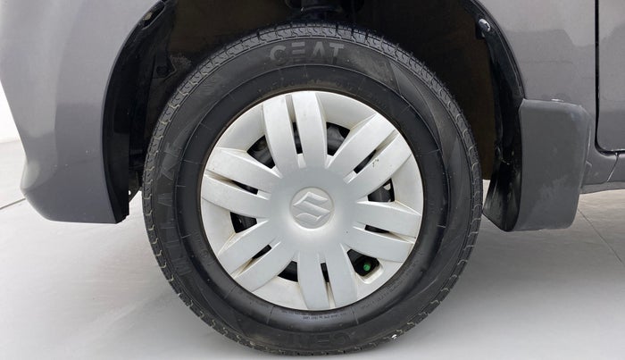 2017 Maruti Alto 800 VXI, Petrol, Manual, 27,895 km, Left Front Wheel