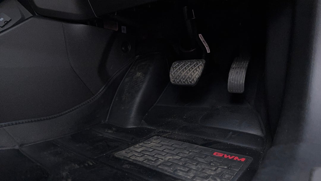 Pedals and Footmat