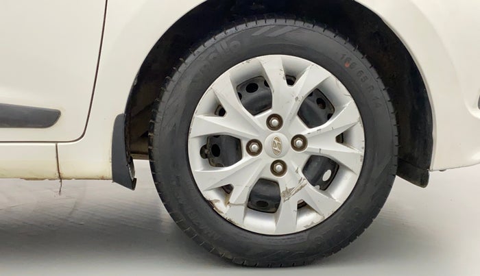 2016 Hyundai Grand i10 SPORTS 1.2 VTVT, Petrol, Manual, 47,768 km, Right Front Wheel