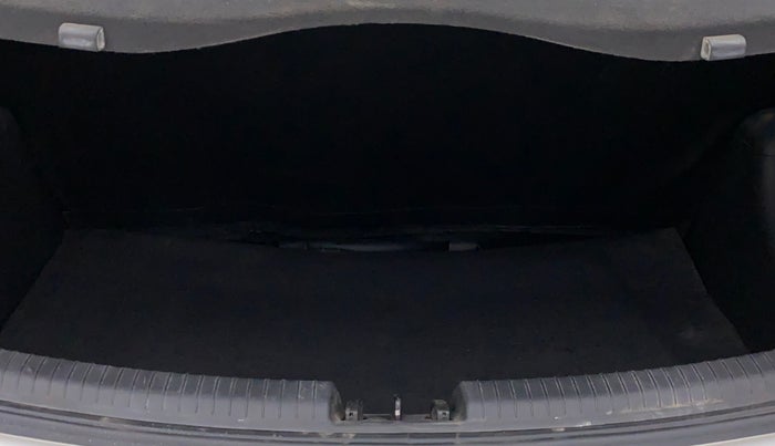2016 Hyundai Grand i10 SPORTS 1.2 VTVT, Petrol, Manual, 47,768 km, Boot Inside View
