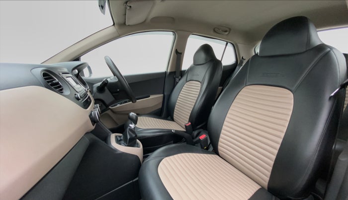 2016 Hyundai Grand i10 SPORTS 1.2 VTVT, Petrol, Manual, 47,768 km, Right Side Front Door Cabin View