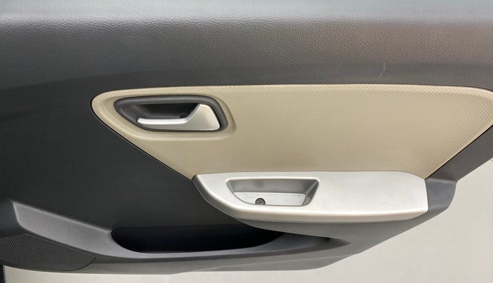 2018 Maruti Alto K10 VXI P, Petrol, Manual, 12,345 km, Driver Side Door Panels Control