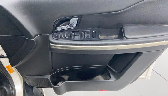 2018 Tata Hexa Varicor 400 XTA, Diesel, Automatic, 63,335 km, Driver Side Door Panels Control