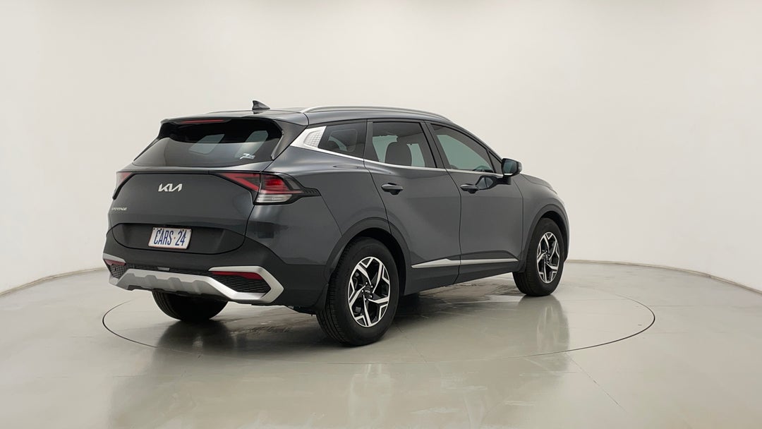 Right Back Diagonal (45- Degree) View