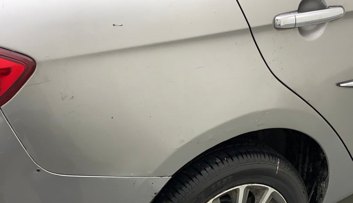 2019 Maruti Ciaz ALPHA 1.5 SHVS PETROL, Petrol, Manual, 44,180 km, Right quarter panel - Paint has minor damage