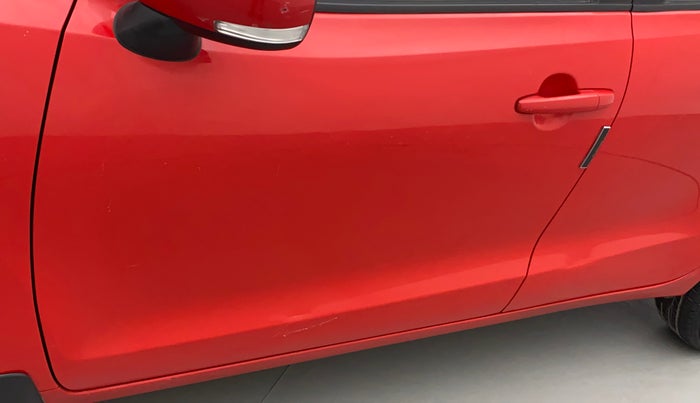 2018 Maruti Baleno DELTA CVT PETROL 1.2, Petrol, Automatic, 1,04,977 km, Front passenger door - Minor scratches