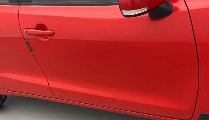 2018 Maruti Baleno DELTA CVT PETROL 1.2, Petrol, Automatic, 1,04,977 km, Driver-side door - Slightly dented