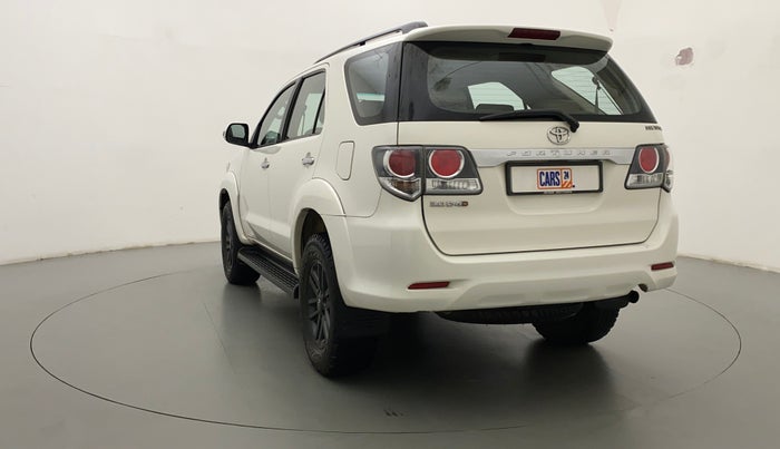 2015 Toyota Fortuner 3.0 4X2 AT, Diesel, Automatic, 1,09,777 km, Left Back Diagonal
