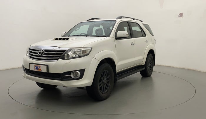 2015 Toyota Fortuner 3.0 4X2 AT, Diesel, Automatic, 1,09,777 km, Left Front Diagonal