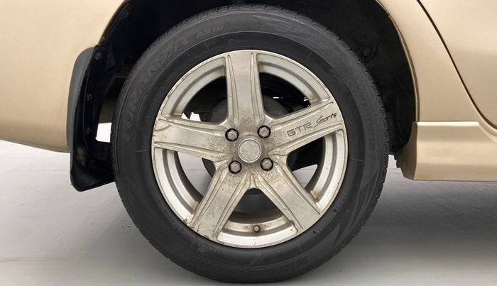 2011 Toyota Etios VX, Petrol, Manual, 33,658 km, Right Rear Wheel