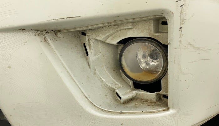 2014 Toyota Corolla Altis VL AT PETROL, Petrol, Automatic, 1,17,840 km, Left fog light - Cover missing