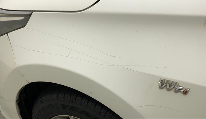2014 Toyota Corolla Altis VL AT PETROL, Petrol, Automatic, 1,17,840 km, Left fender - Minor scratches