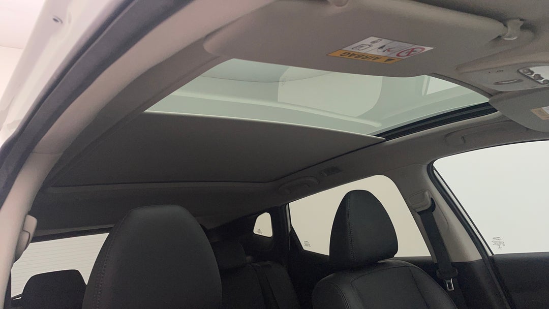 Interior Sunroof/Moonroof