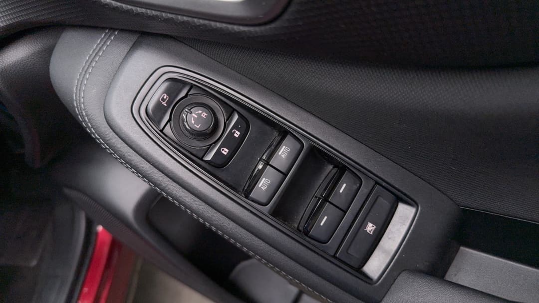2020 Subaru Forester 2.5i (AWD), Automatic, 63621 km, Drivers Side Door Panel Controls