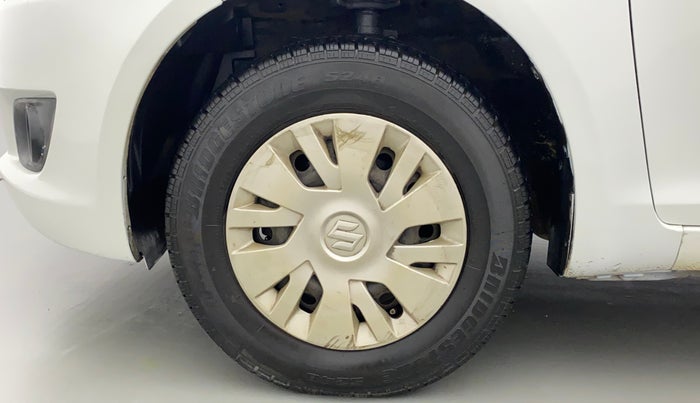 2013 Maruti Swift VXI, Petrol, Manual, 1,09,025 km, Left Front Wheel