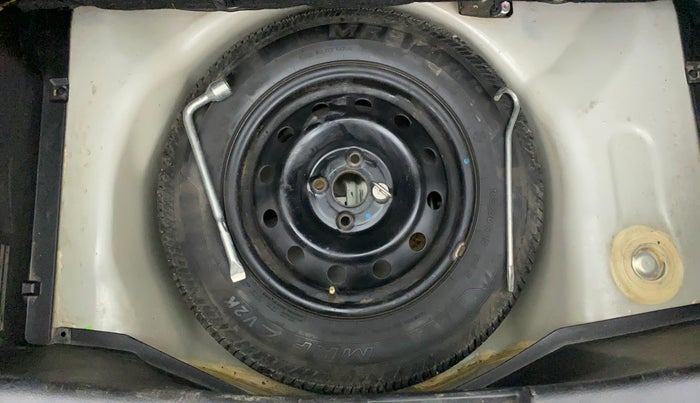 2013 Maruti Swift VXI, Petrol, Manual, 1,09,025 km, Spare Tyre