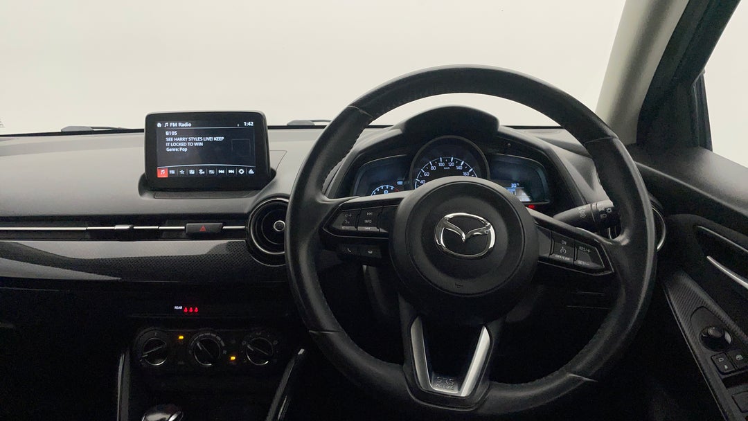 2017 Mazda 2 Maxx, Automatic, 67444 km, Steering Wheel Close-up