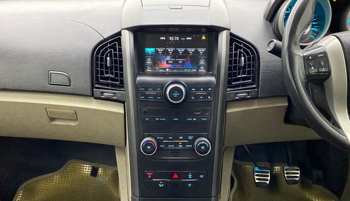 2015 Mahindra XUV500 W10, Diesel, Manual, 1,39,777 km, Air Conditioner