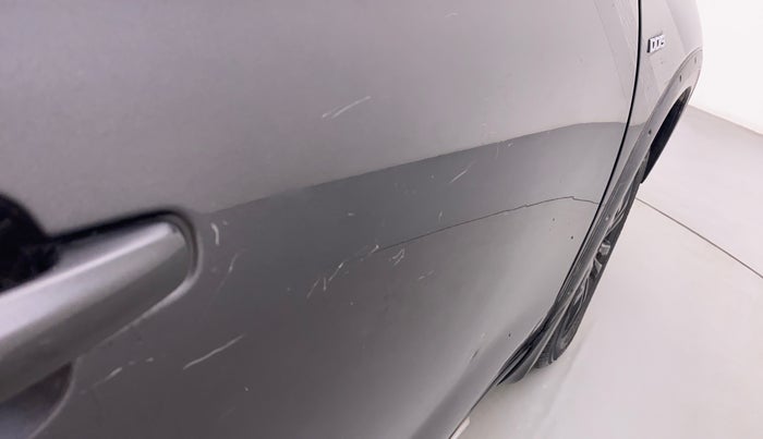 2018 Maruti Vitara Brezza ZDI PLUS, Diesel, Manual, 7,749 km, Driver-side door - Minor scratches