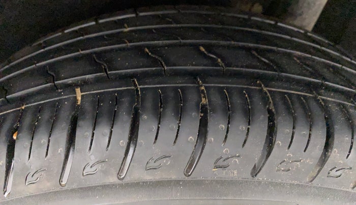2018 Maruti Vitara Brezza ZDI PLUS, Diesel, Manual, 7,749 km, Left Rear Tyre Tread
